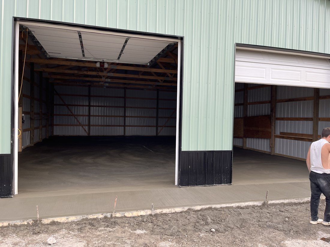 Shop floor and apron, two bays