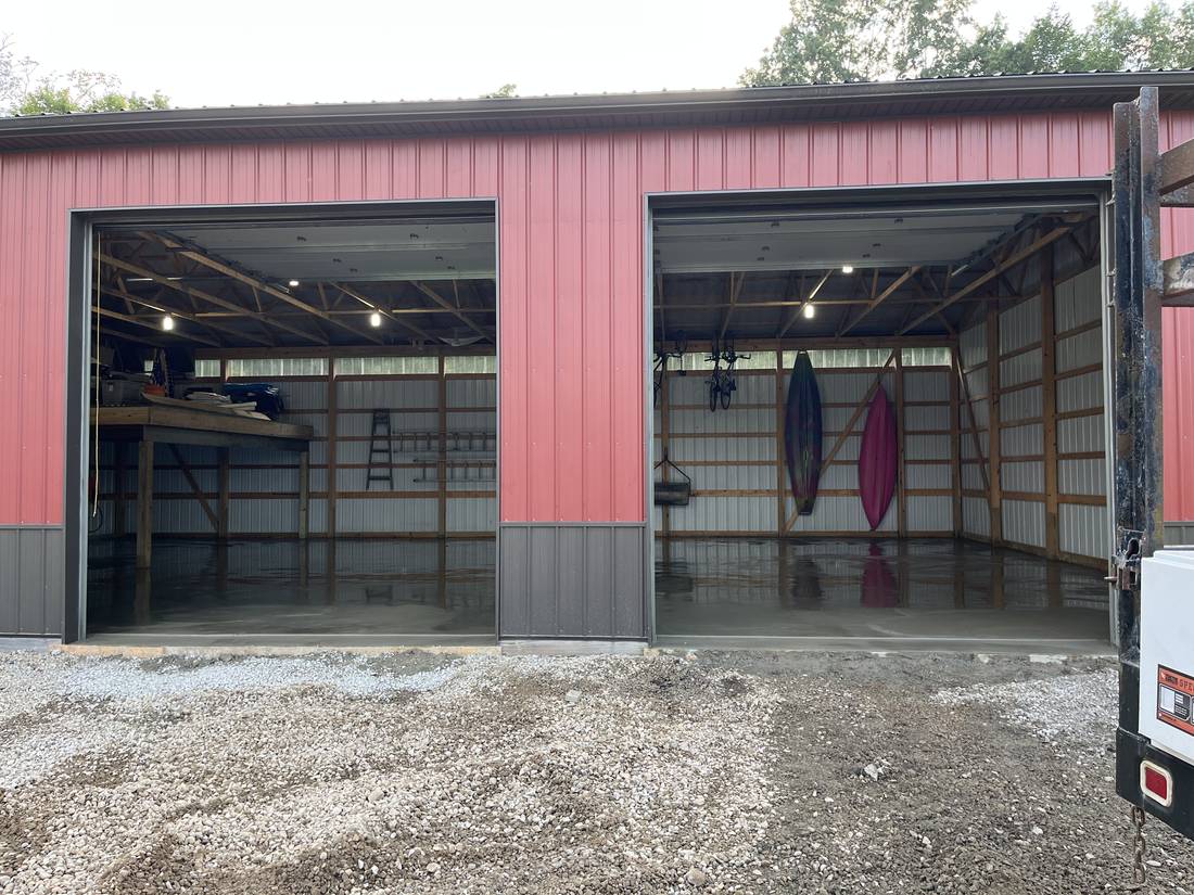 Two-bay shop floor