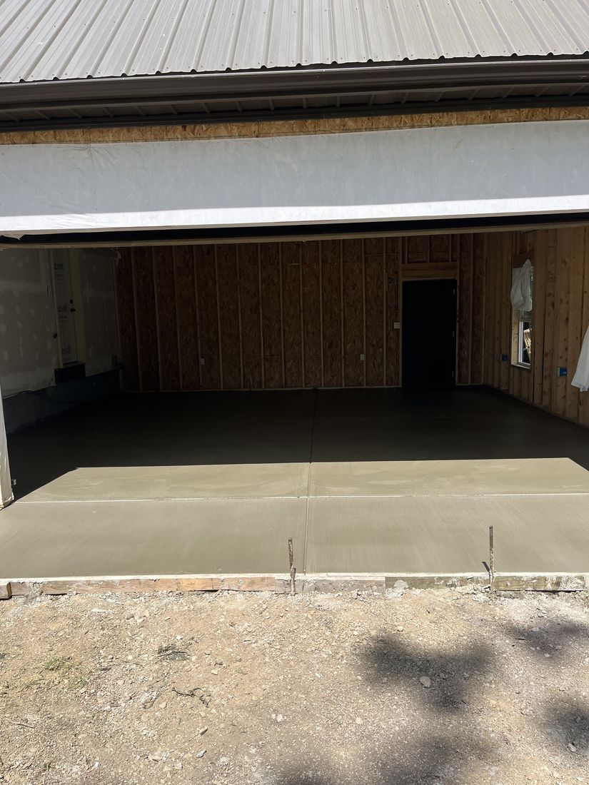 Garage floor and apron